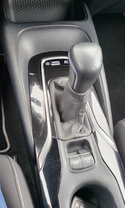 Toyota Corolla cena 72900 przebieg: 236105, rok produkcji 2019 z Uniejów małe 301